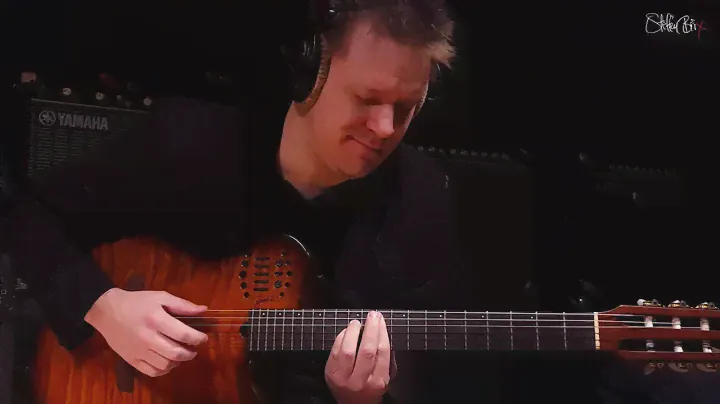 GODIN ASC NYLON MIDI WITH ROLAND GR-20 & GR-33 by Steffen Brix (4K 60fps)