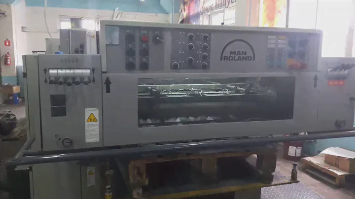 4-красочная офсетная печатная машина Roland 304, 2002 г.в.