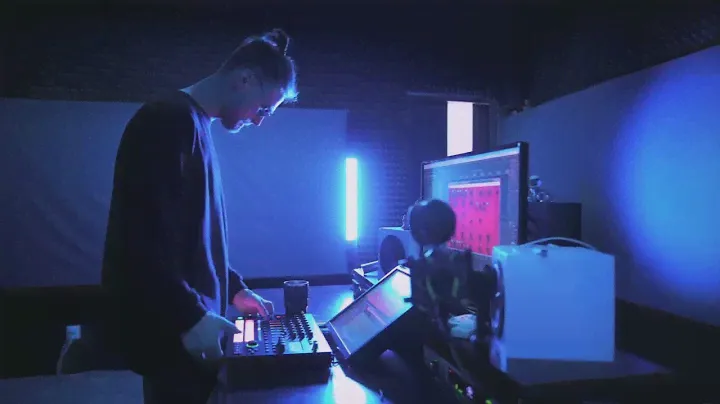 Techno House Jam: Roland MC-707 & Ableton Live | Yasha Shape