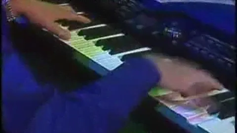 Roland RD-700GX Stage Piano demo by David Benoit