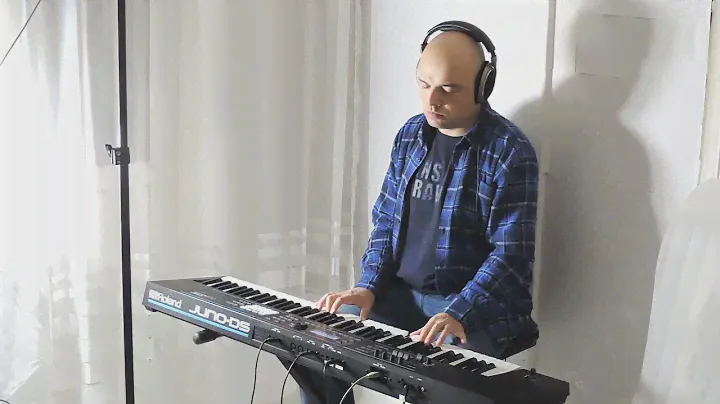 Roland Juno DS 76 - Городок (Варум)